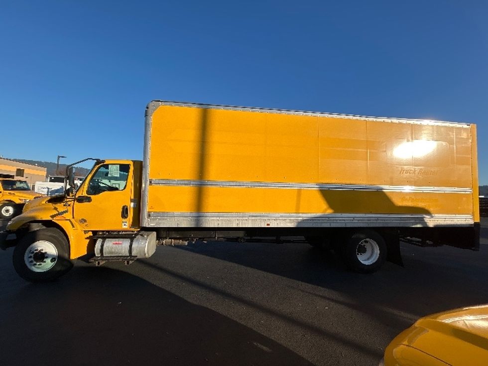 Medium Duty Box Truck-Light and Medium Duty Trucks-International-2021-MV607-Clackamas-OR-149,603\n\t\tmiles-$ 49,500 - Image 4