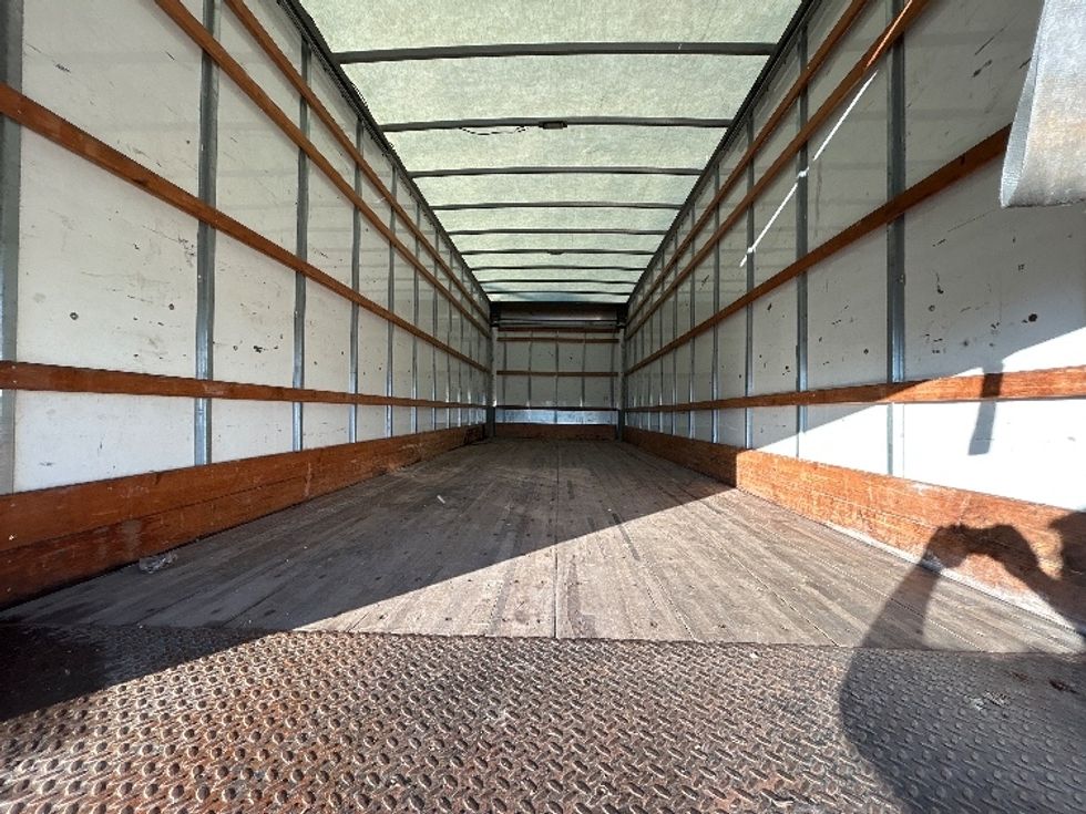 Medium Duty Box Truck-Light and Medium Duty Trucks-International-2021-MV607-Clackamas-OR-149,603\n\t\tmiles-$ 49,500 - Image 8