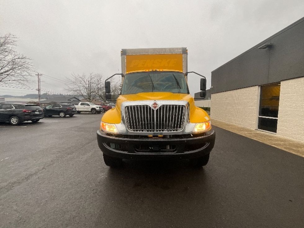 Medium Duty Box Truck-Light and Medium Duty Trucks-International-2021-MV607-Clackamas-OR-189,817\n\t\tmiles-$ 43,750 - Image 2