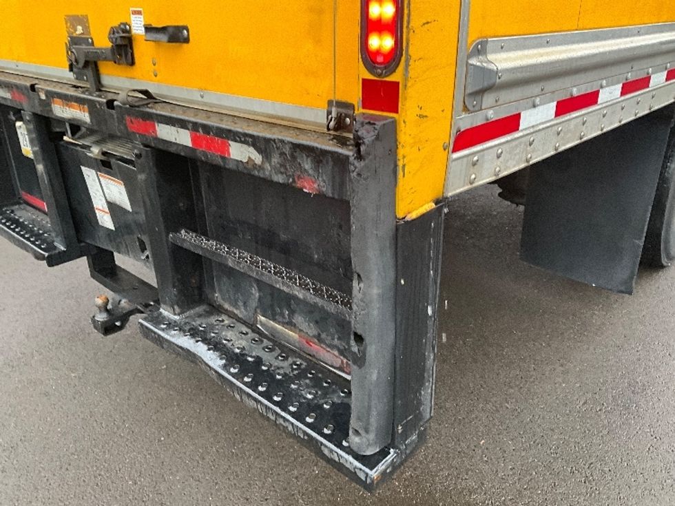 Medium Duty Box Truck-Light and Medium Duty Trucks-International-2021-MV607-Clackamas-OR-189,817\n\t\tmiles-$ 43,750 - Image 24