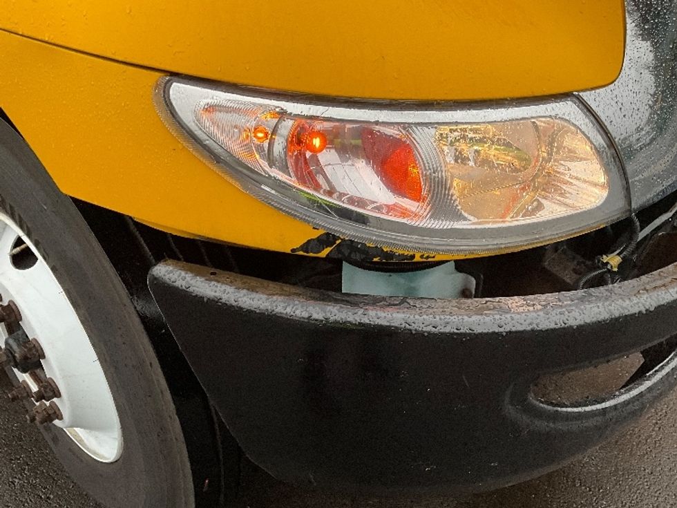 Medium Duty Box Truck-Light and Medium Duty Trucks-International-2021-MV607-Clackamas-OR-189,817\n\t\tmiles-$ 43,750 - Image 25