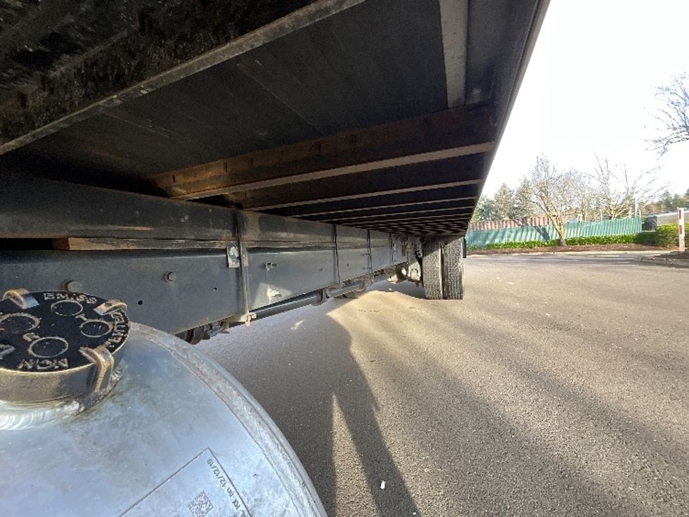Medium Duty Box Truck-Light and Medium Duty Trucks-International-2021-MV607-Clackamas-OR-196,998\n\t\tmiles-$ 42,750 - Image 5