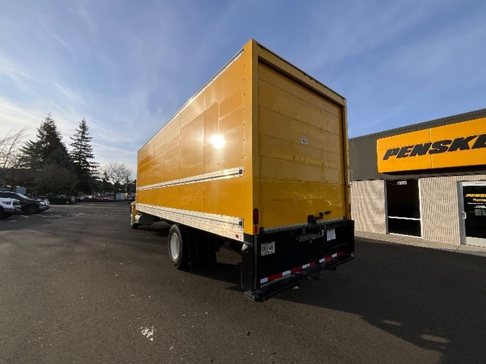 Medium Duty Box Truck-Light and Medium Duty Trucks-International-2021-MV607-Clackamas-OR-196,998\n\t\tmiles-$ 42,750 - Image 6