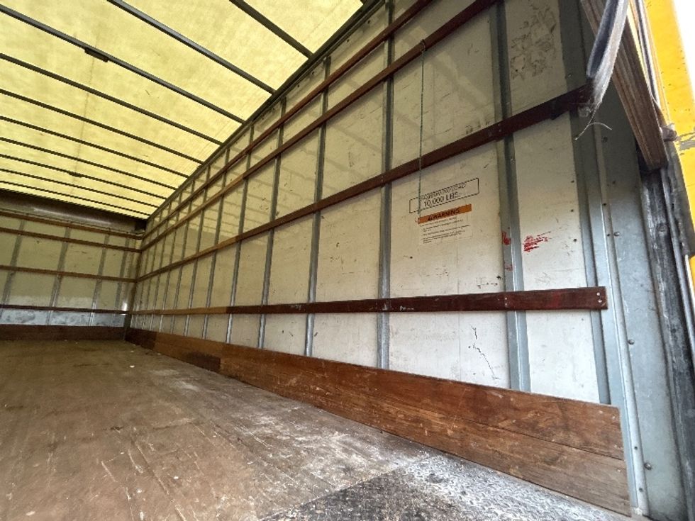 Medium Duty Box Truck-Light and Medium Duty Trucks-International-2021-MV607-Clackamas-OR-206,342\n\t\tmiles-$ 41,250 - Image 12