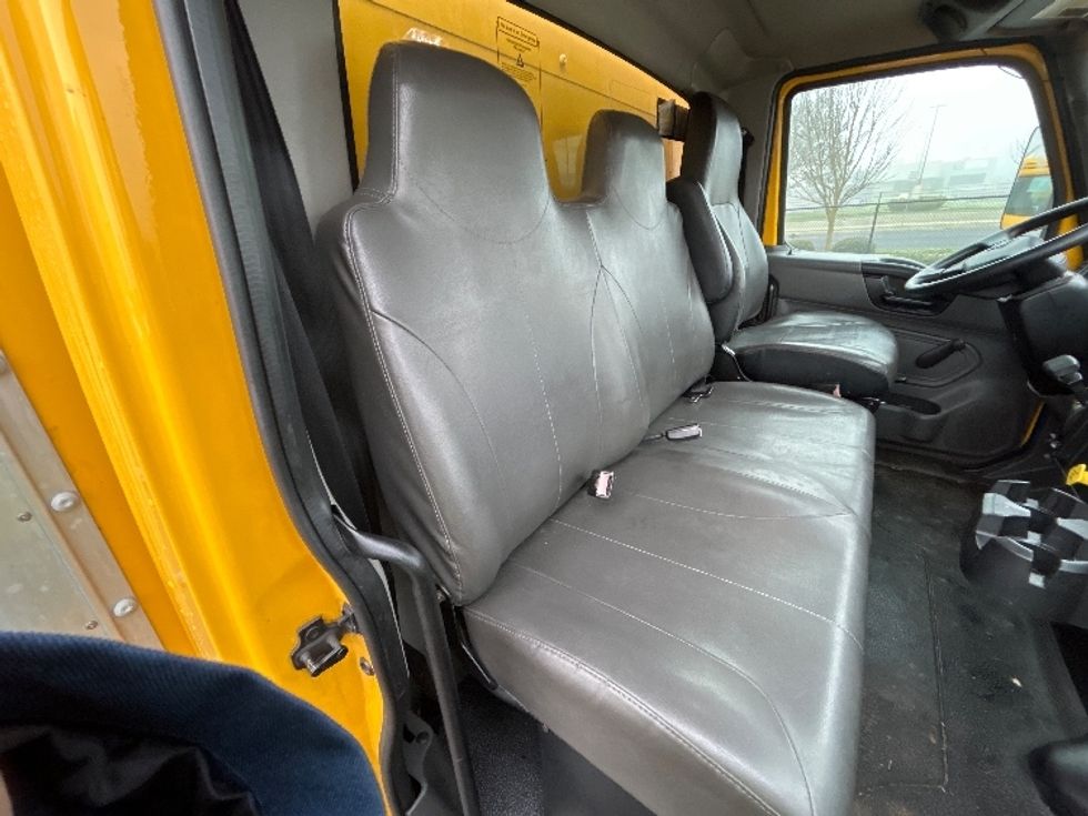 Medium Duty Box Truck-Light and Medium Duty Trucks-International-2021-MV607-Clackamas-OR-206,342\n\t\tmiles-$ 41,250 - Image 22