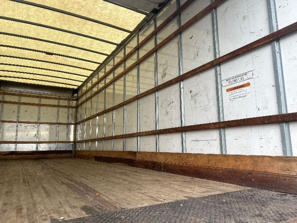 Medium Duty Box Truck-Light and Medium Duty Trucks-International-2021-MV607-Clackamas-OR-218,169\n\t\tmiles-$ 39,750 - Image 12