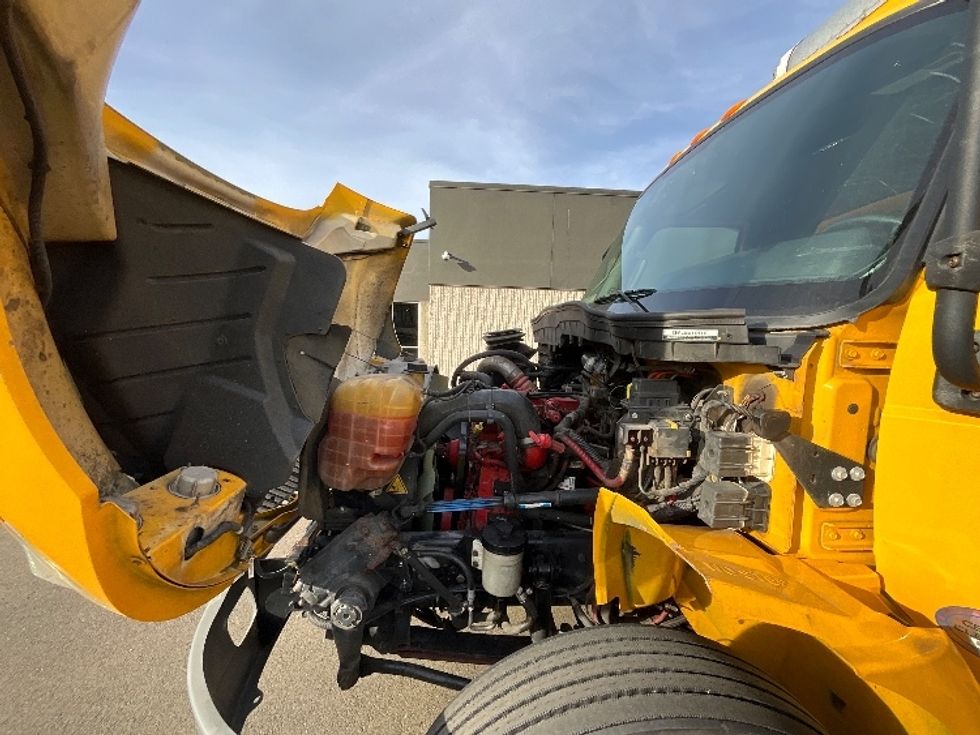 Medium Duty Box Truck-Light and Medium Duty Trucks-International-2021-MV607-Clackamas-OR-243,011\n\t\tmiles-$ 34,250 - Image 22