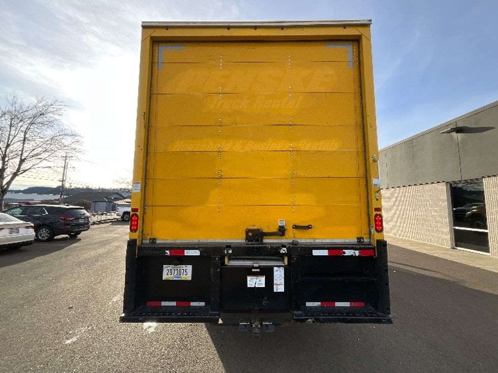 Medium Duty Box Truck-Light and Medium Duty Trucks-International-2021-MV607-Clackamas-OR-243,011\n\t\tmiles-$ 34,250 - Image 7