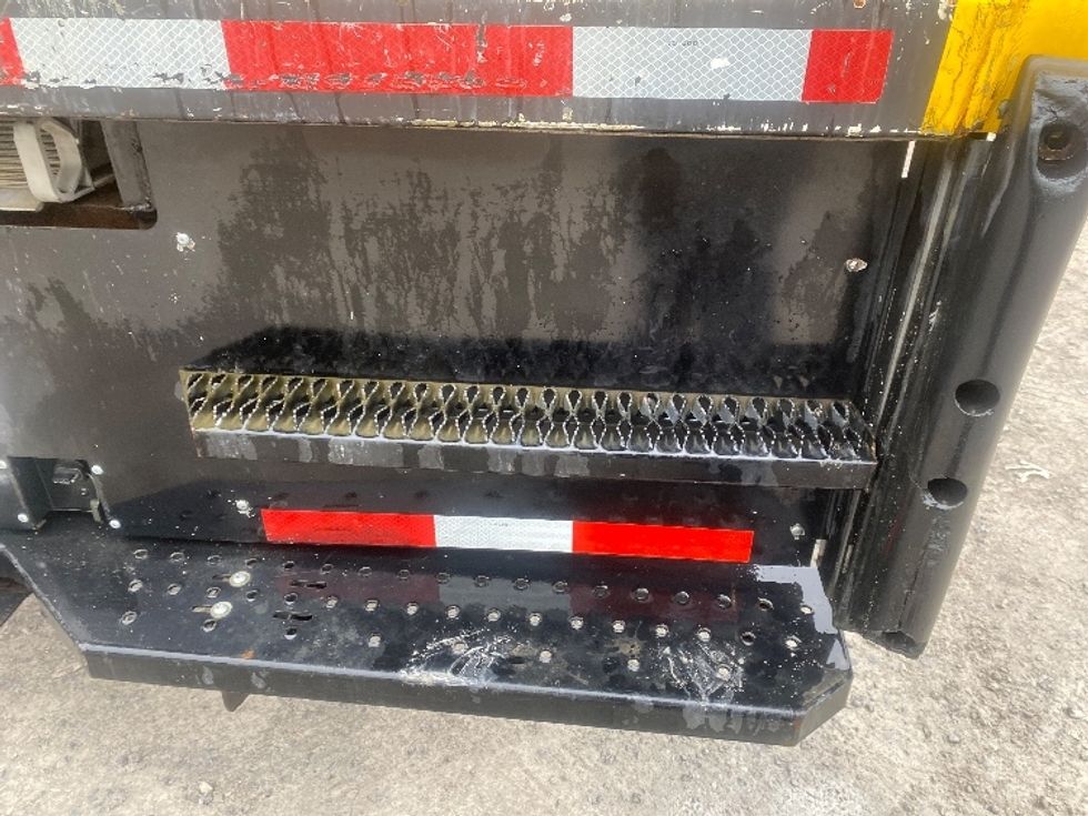 Medium Duty Box Truck-Light and Medium Duty Trucks-International-2021-MV607-Cleveland-TN-178,808\n\t\tmiles-$ 48,500 - Image 25