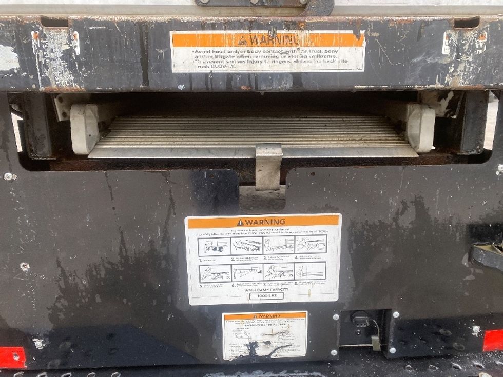 Medium Duty Box Truck-Light and Medium Duty Trucks-International-2021-MV607-Cleveland-TN-178,808\n\t\tmiles-$ 48,500 - Image 26