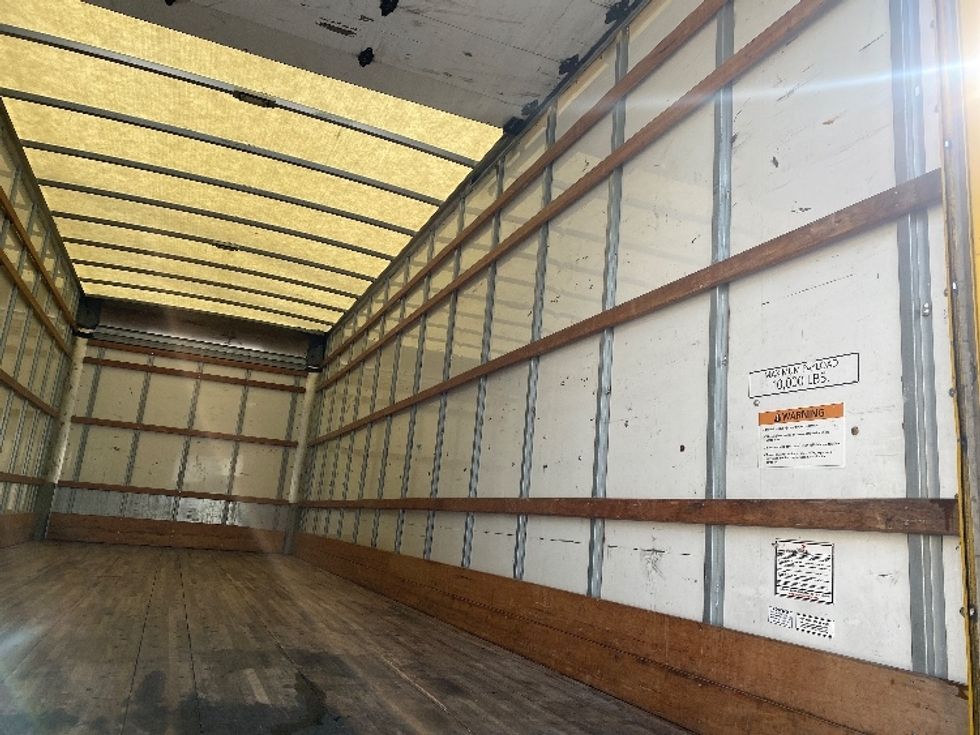 Medium Duty Box Truck-Light and Medium Duty Trucks-International-2021-MV607-Cleveland-TN-218,710\n\t\tmiles-$ 42,250 - Image 12