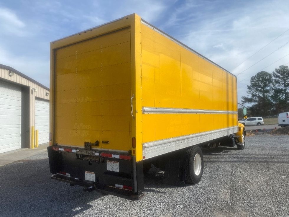 Medium Duty Box Truck-Light and Medium Duty Trucks-International-2021-MV607-Cleveland-TN-218,710\n\t\tmiles-$ 42,250 - Image 13