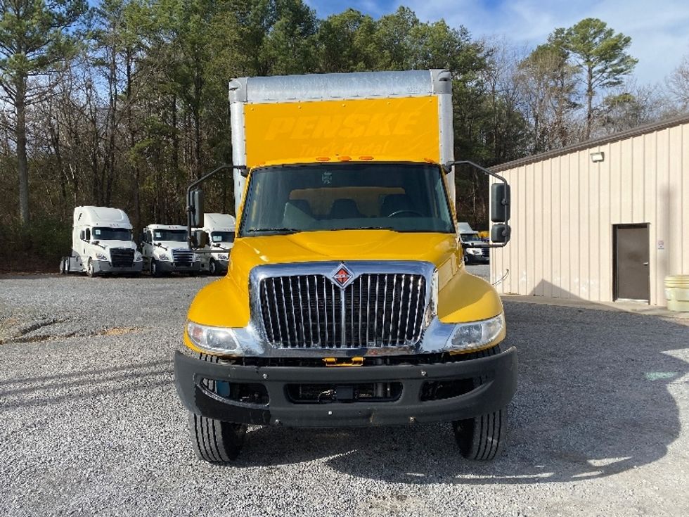 Medium Duty Box Truck-Light and Medium Duty Trucks-International-2021-MV607-Cleveland-TN-218,710\n\t\tmiles-$ 42,250 - Image 2