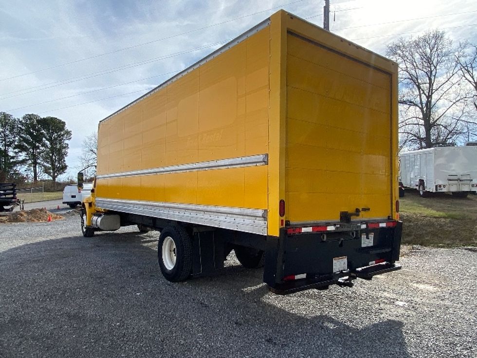Medium Duty Box Truck-Light and Medium Duty Trucks-International-2021-MV607-Cleveland-TN-218,710\n\t\tmiles-$ 42,250 - Image 6