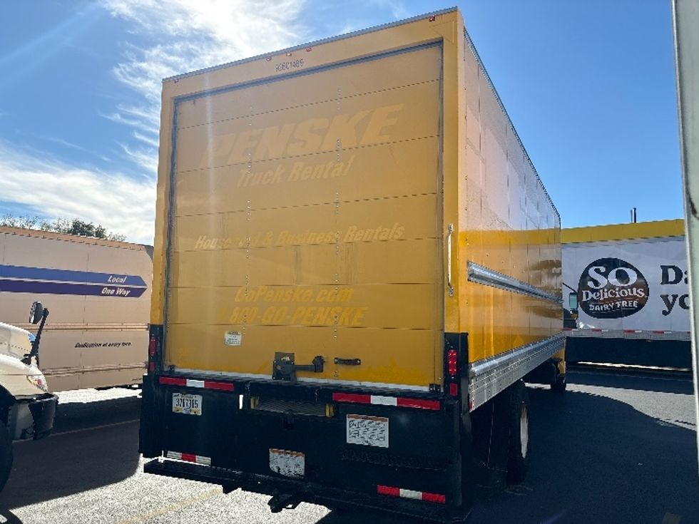 Medium Duty Box Truck-Light and Medium Duty Trucks-International-2021-MV607-Coburg-OR-242,157\n\t\tmiles-$ 36,250 - Image 12