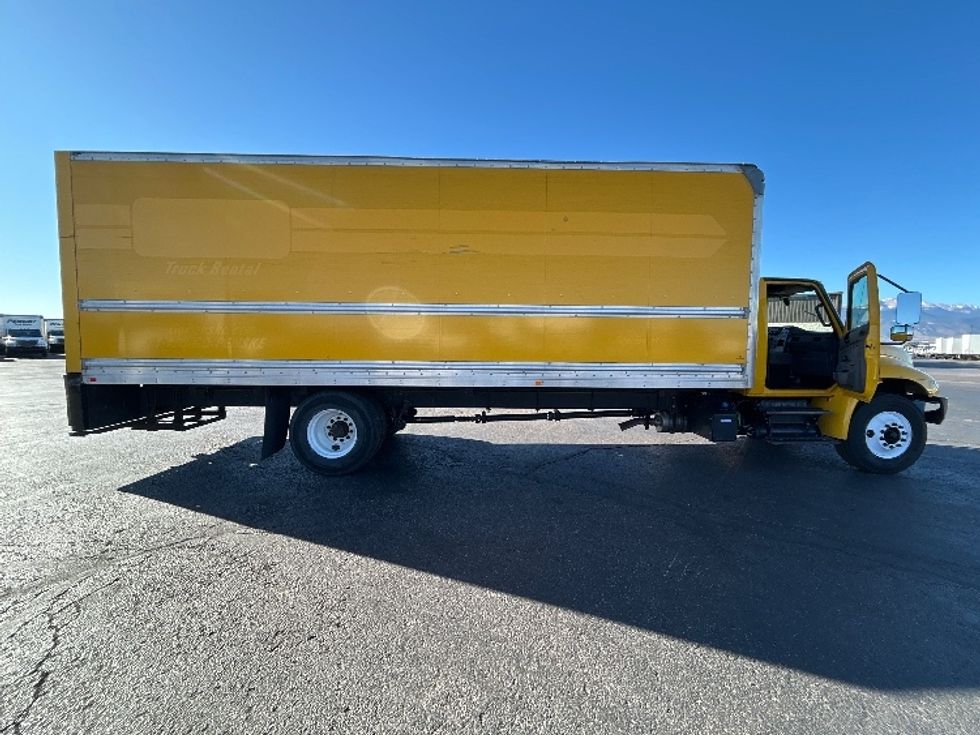 Medium Duty Box Truck-Light and Medium Duty Trucks-International-2021-MV607-Colorado Springs-CO-169,597\n\t\tmiles-$ 46,750 - Image 15