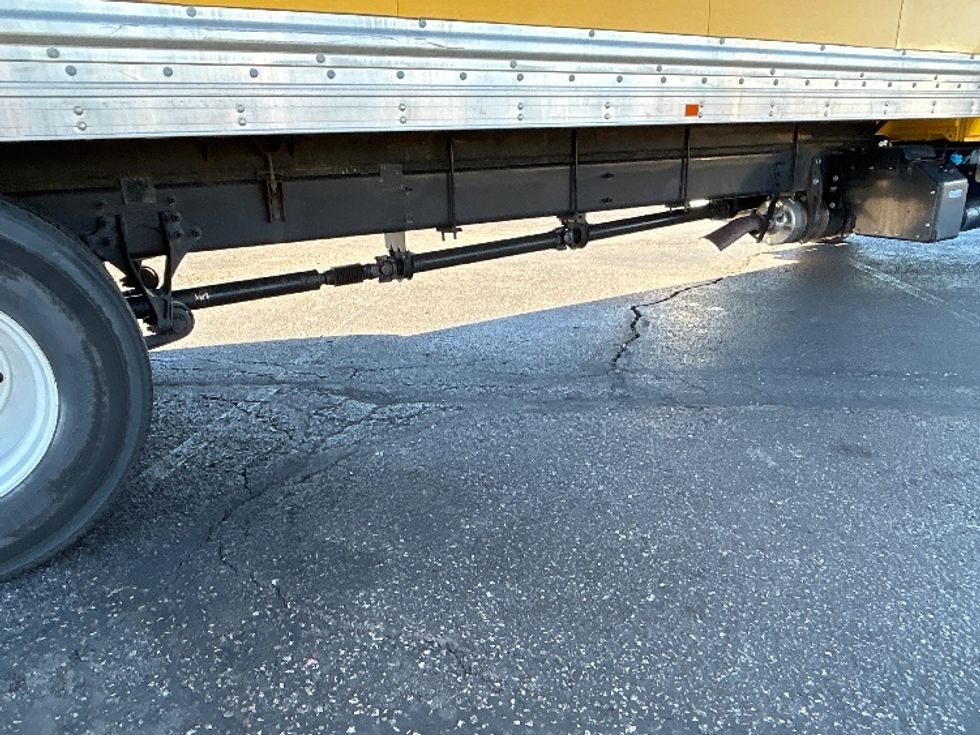 Medium Duty Box Truck-Light and Medium Duty Trucks-International-2021-MV607-Colorado Springs-CO-169,597\n\t\tmiles-$ 46,750 - Image 14