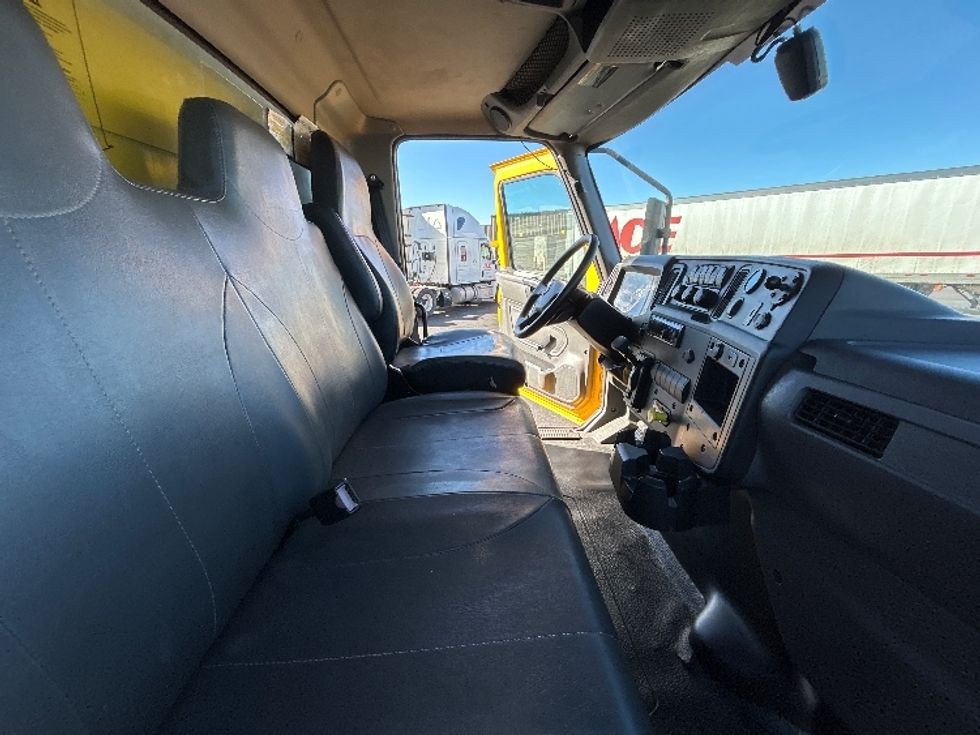 Medium Duty Box Truck-Light and Medium Duty Trucks-International-2021-MV607-Colorado Springs-CO-169,597\n\t\tmiles-$ 46,750 - Image 22