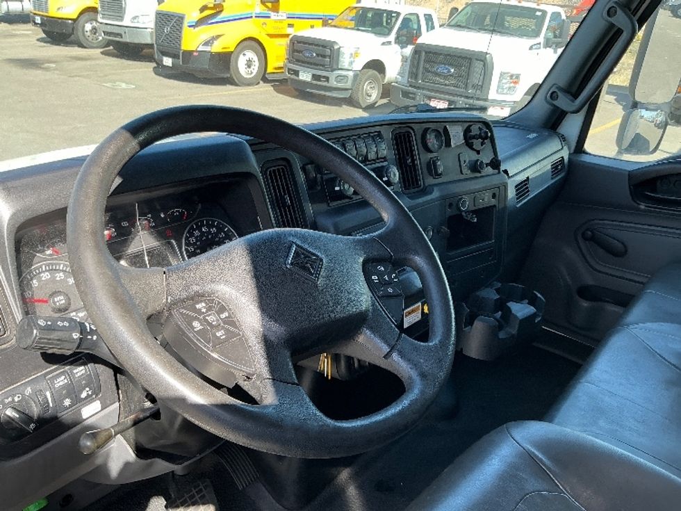 Medium Duty Box Truck-Light and Medium Duty Trucks-International-2021-MV607-Colorado Springs-CO-184,267\n\t\tmiles-$ 54,250 - Image 17