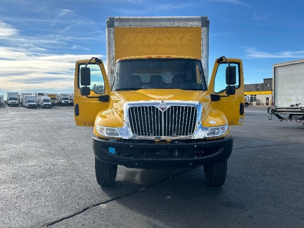 Medium Duty Box Truck-Light and Medium Duty Trucks-International-2021-MV607-Colorado Springs-CO-205,293\n\t\tmiles-$ 40,250 - Image 2