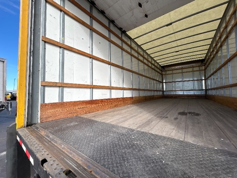 Medium Duty Box Truck-Light and Medium Duty Trucks-International-2021-MV607-Colorado Springs-CO-205,293\n\t\tmiles-$ 40,250 - Image 11