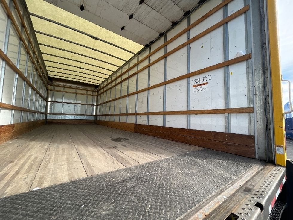 Medium Duty Box Truck-Light and Medium Duty Trucks-International-2021-MV607-Colorado Springs-CO-205,293\n\t\tmiles-$ 40,250 - Image 12