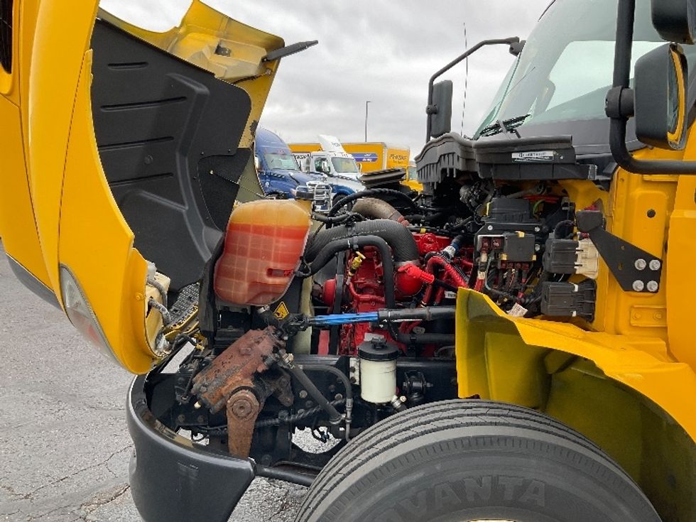 Medium Duty Box Truck-Light and Medium Duty Trucks-International-2021-MV607-Colorado Springs-CO-238,711\n\t\tmiles-$ 36,750 - Image 24