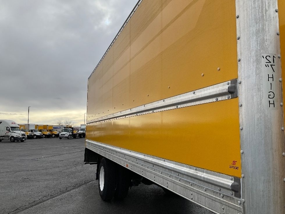 Medium Duty Box Truck-Light and Medium Duty Trucks-International-2021-MV607-Colorado Springs-CO-238,711\n\t\tmiles-$ 36,750 - Image 26