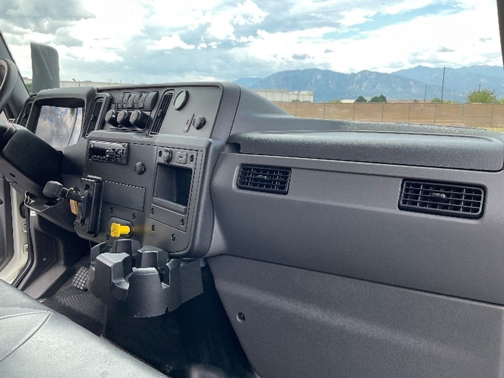 Medium Duty Box Truck-Light and Medium Duty Trucks-International-2021-MV607-Colorado Springs-CO-51,022\n\t\tmiles-$ 64,750 - Image 20