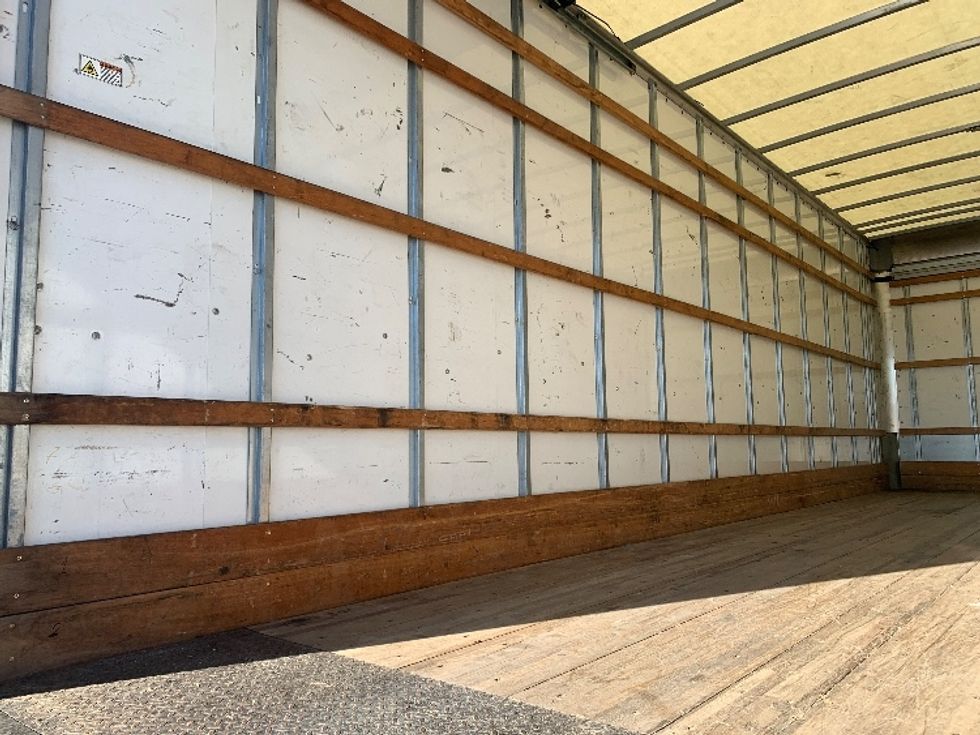 Medium Duty Box Truck-Light and Medium Duty Trucks-International-2021-MV607-Concord-NC-200,173\n\t\tmiles-$ 43,250 - Image 11