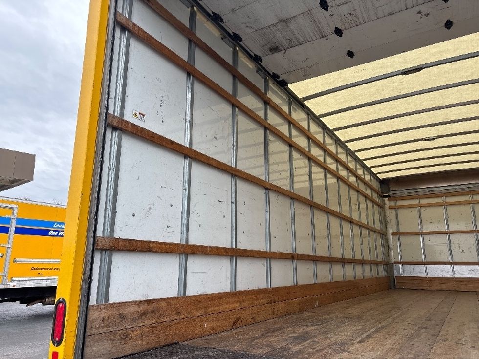 Medium Duty Box Truck-Light and Medium Duty Trucks-International-2021-MV607-Concord-NC-204,533\n\t\tmiles-$ 41,500 - Image 10