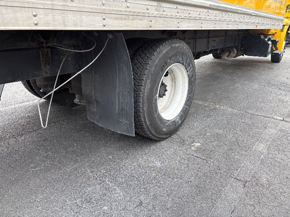 Medium Duty Box Truck-Light and Medium Duty Trucks-International-2021-MV607-Concord-NC-204,533\n\t\tmiles-$ 41,500 - Image 13