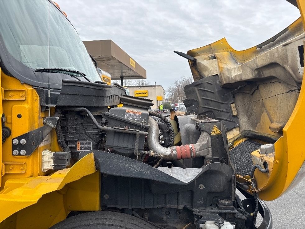 Medium Duty Box Truck-Light and Medium Duty Trucks-International-2021-MV607-Concord-NC-204,533\n\t\tmiles-$ 41,500 - Image 20