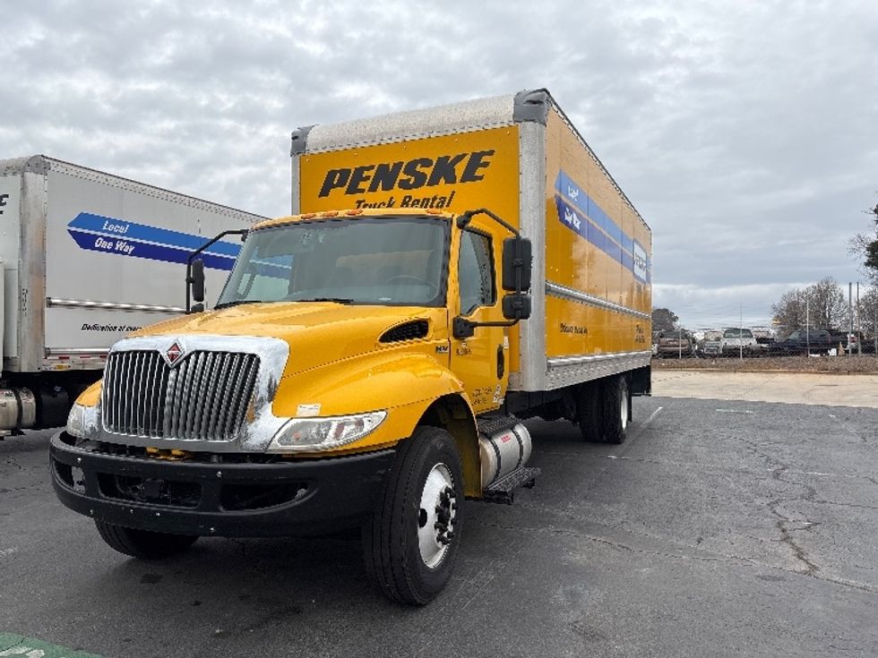 Medium Duty Box Truck-Light and Medium Duty Trucks-International-2021-MV607-Concord-NC-204,533\n\t\tmiles-$ 41,500 - Image 3