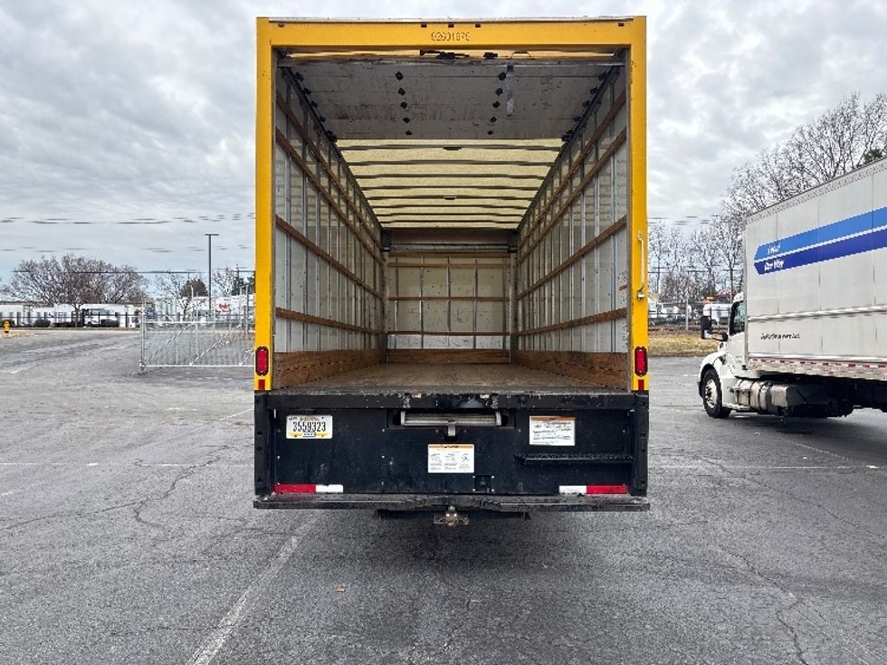 Medium Duty Box Truck-Light and Medium Duty Trucks-International-2021-MV607-Concord-NC-204,533\n\t\tmiles-$ 41,500 - Image 8