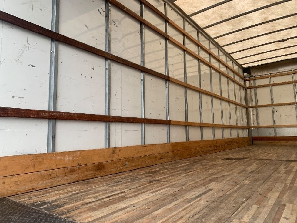 Medium Duty Box Truck-Light and Medium Duty Trucks-International-2021-MV607-Concord-NC-208,359\n\t\tmiles-$ 42,000 - Image 11