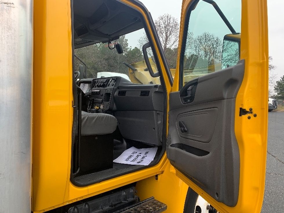 Medium Duty Box Truck-Light and Medium Duty Trucks-International-2021-MV607-Concord-NC-208,359\n\t\tmiles-$ 42,000 - Image 20