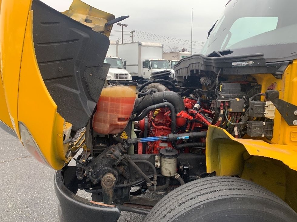 Medium Duty Box Truck-Light and Medium Duty Trucks-International-2021-MV607-Concord-NC-208,359\n\t\tmiles-$ 42,000 - Image 24