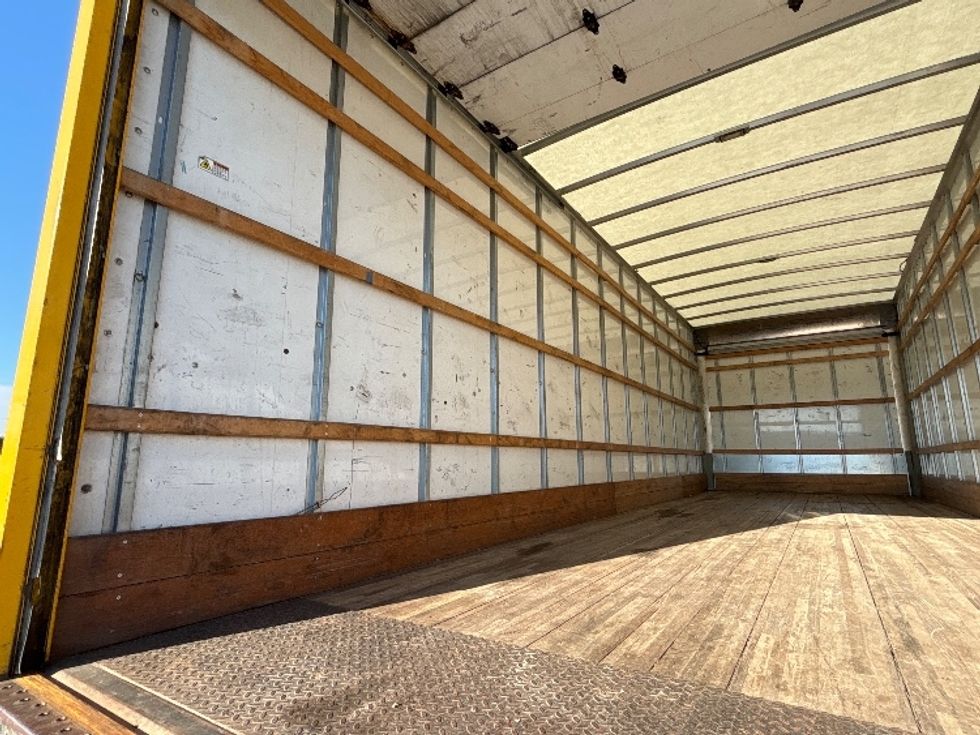 Medium Duty Box Truck-Light and Medium Duty Trucks-International-2021-MV607-Concord-NC-235,159\n\t\tmiles-$ 40,250 - Image 11