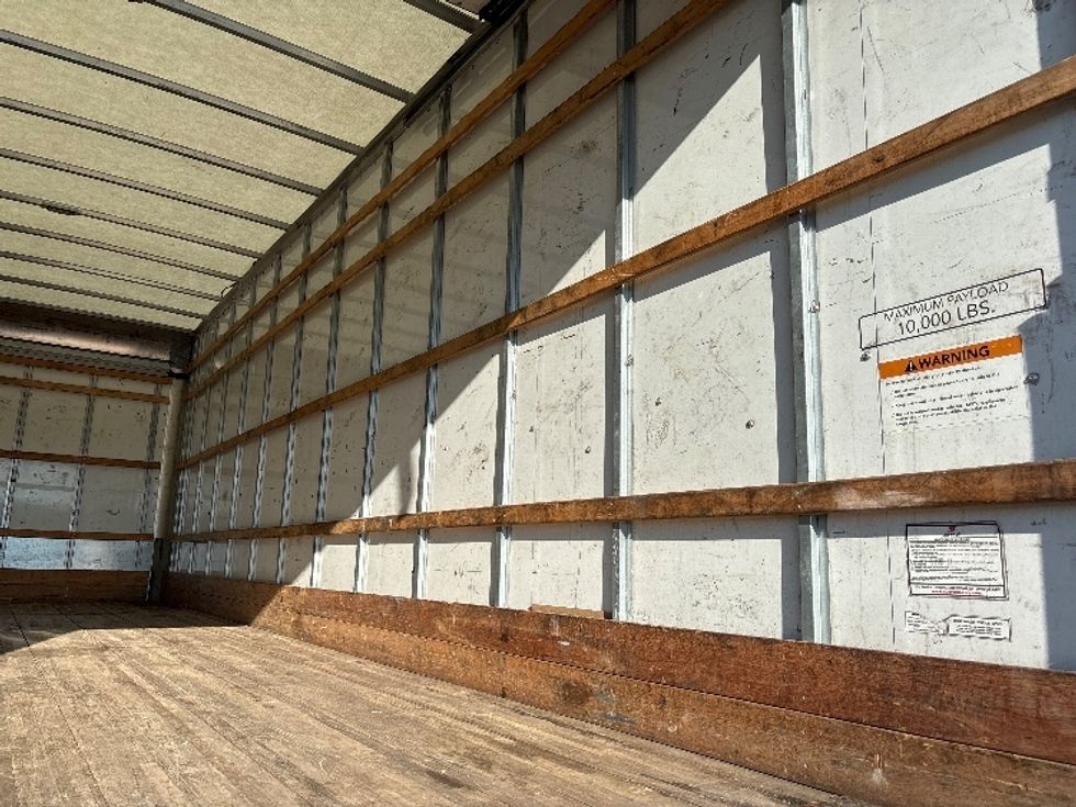 Medium Duty Box Truck-Light and Medium Duty Trucks-International-2021-MV607-Concord-NC-235,159\n\t\tmiles-$ 40,250 - Image 12