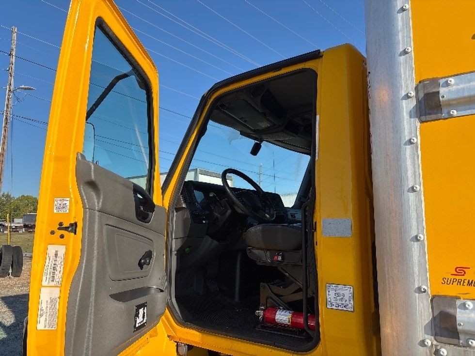Medium Duty Box Truck-Light and Medium Duty Trucks-International-2021-MV607-Concord-NC-235,159\n\t\tmiles-$ 40,250 - Image 16