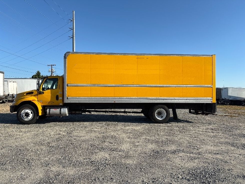 Medium Duty Box Truck-Light and Medium Duty Trucks-International-2021-MV607-Concord-NC-235,159\n\t\tmiles-$ 40,250 - Image 4