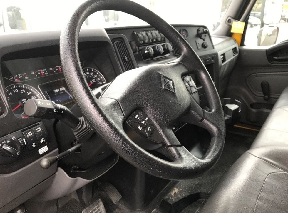 Medium Duty Box Truck-Light and Medium Duty Trucks-International-2021-MV607-Conway-SC-261,889\n\t\tmiles-$ 28,000 - Image 14