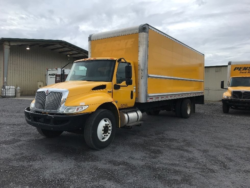 Medium Duty Box Truck-Light and Medium Duty Trucks-International-2021-MV607-Conway-SC-261,889\n\t\tmiles-$ 28,000 - Image 3