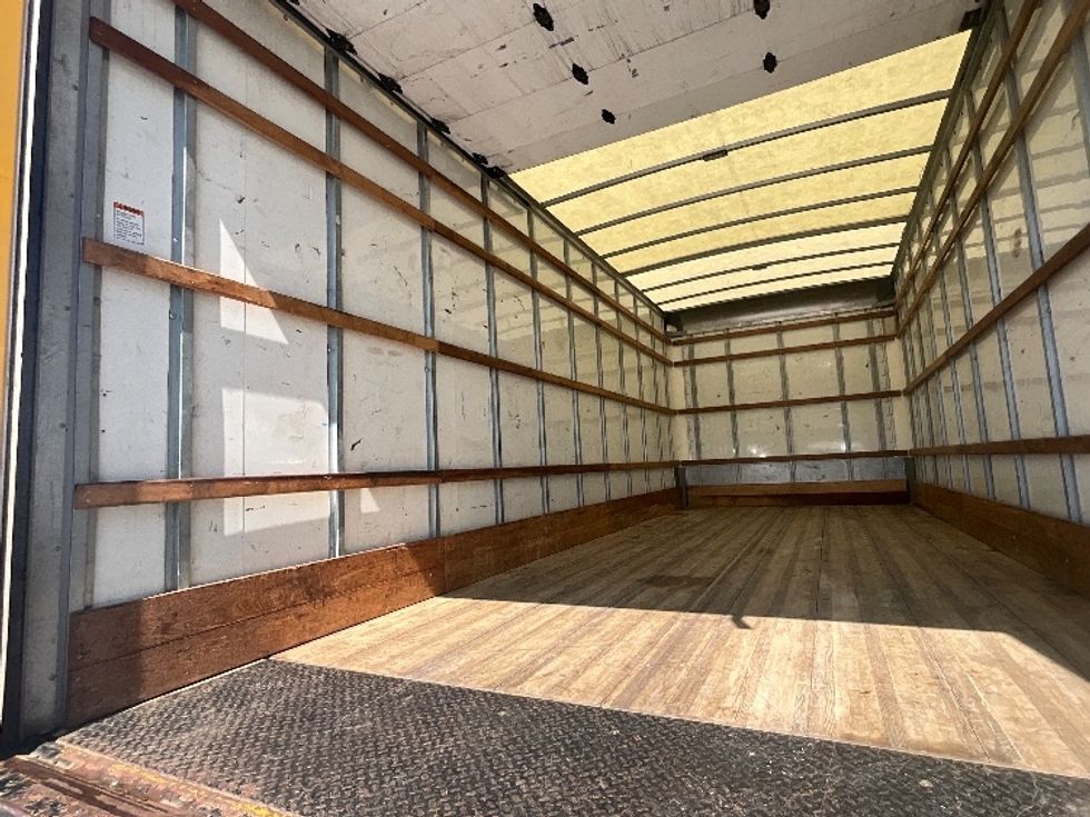 Medium Duty Box Truck-Light and Medium Duty Trucks-International-2021-MV607-Conyers-GA-174,442\n\t\tmiles-$ 37,000 - Image 11