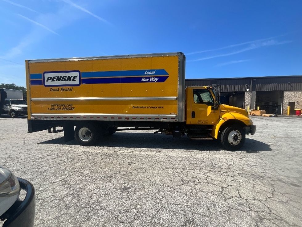 Medium Duty Box Truck-Light and Medium Duty Trucks-International-2021-MV607-Conyers-GA-174,442\n\t\tmiles-$ 37,000 - Image 15