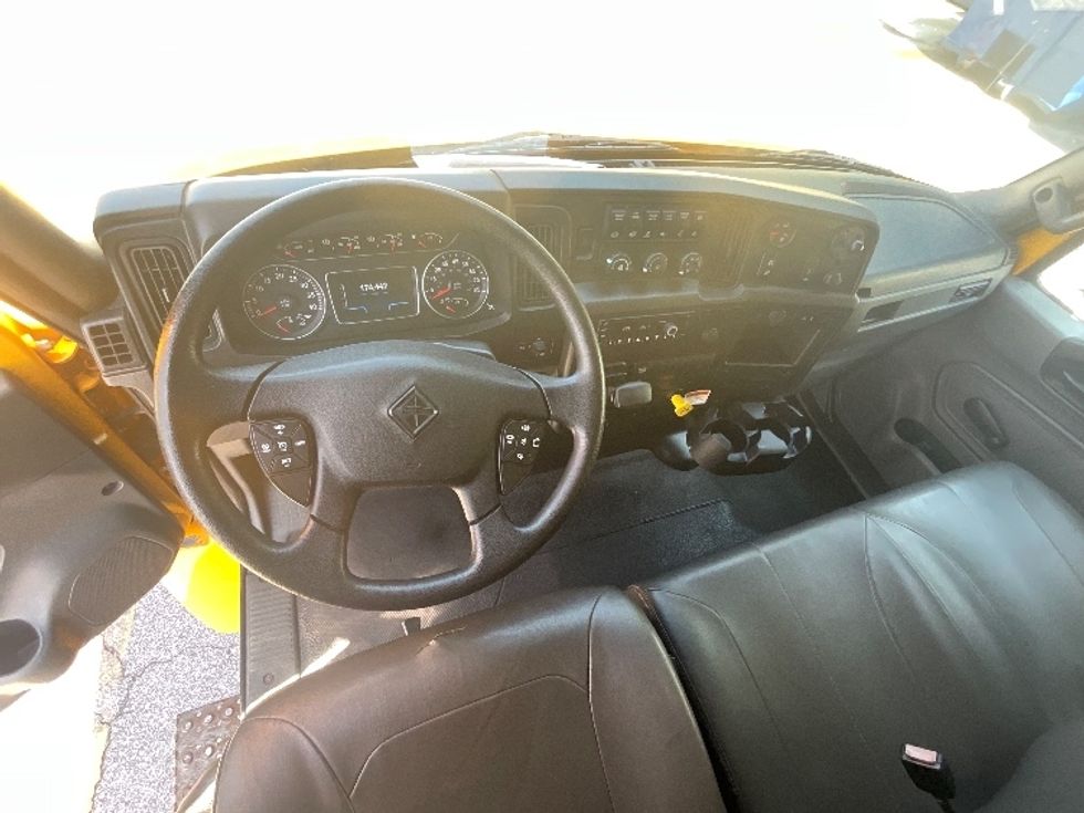 Medium Duty Box Truck-Light and Medium Duty Trucks-International-2021-MV607-Conyers-GA-174,442\n\t\tmiles-$ 37,000 - Image 18