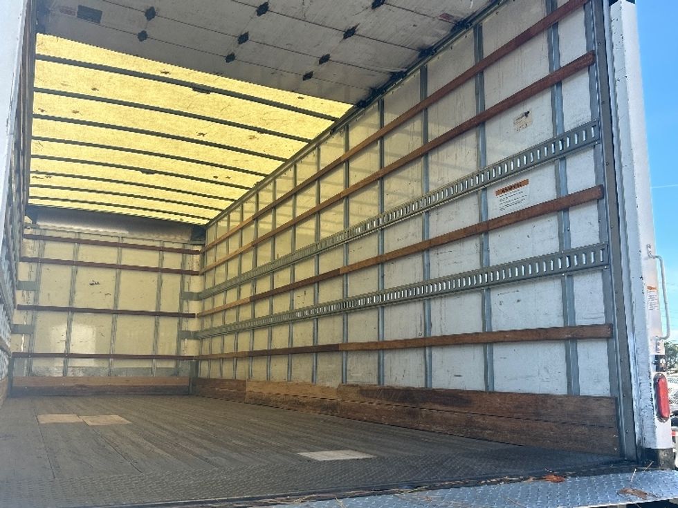 Medium Duty Box Truck-Light and Medium Duty Trucks-International-2021-MV607-Conyers-GA-184,340\n\t\tmiles-$ 58,000 - Image 12