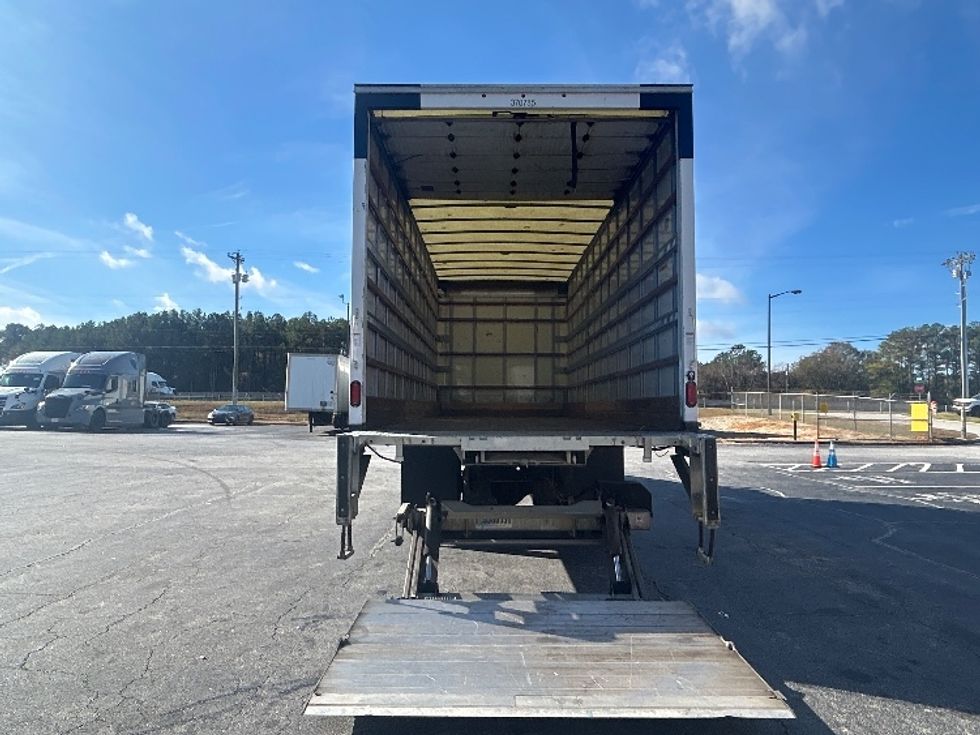 Medium Duty Box Truck-Light and Medium Duty Trucks-International-2021-MV607-Conyers-GA-184,340\n\t\tmiles-$ 58,000 - Image 9