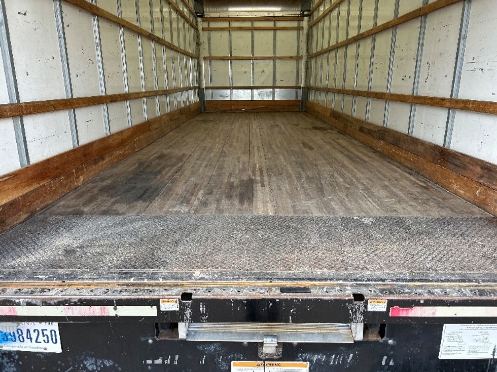 Medium Duty Box Truck-Light and Medium Duty Trucks-International-2021-MV607-Cross Lanes-WV-226,111\n\t\tmiles-$ 39,750 - Image 10